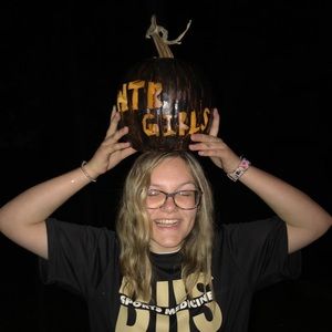 Meet your Posher, Baylee